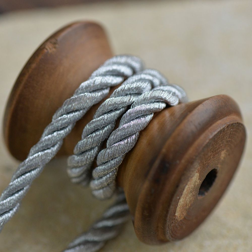 шнур витой из нейлона, цвет серебристый металлик, 5 мм