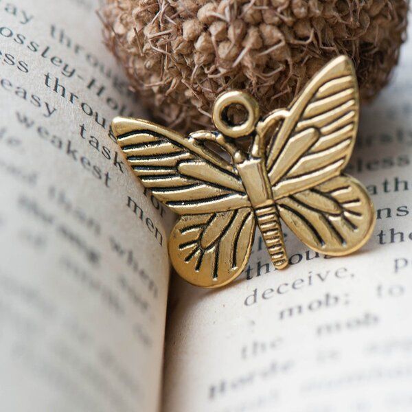 подвеска металлическая "бабочка", цвет античное золото, 16х22х2 мм