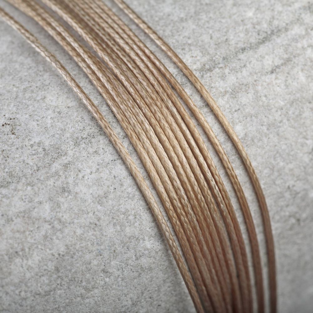 шнур вощеный, цвет темно-бежевый, 0.5-0.8 мм