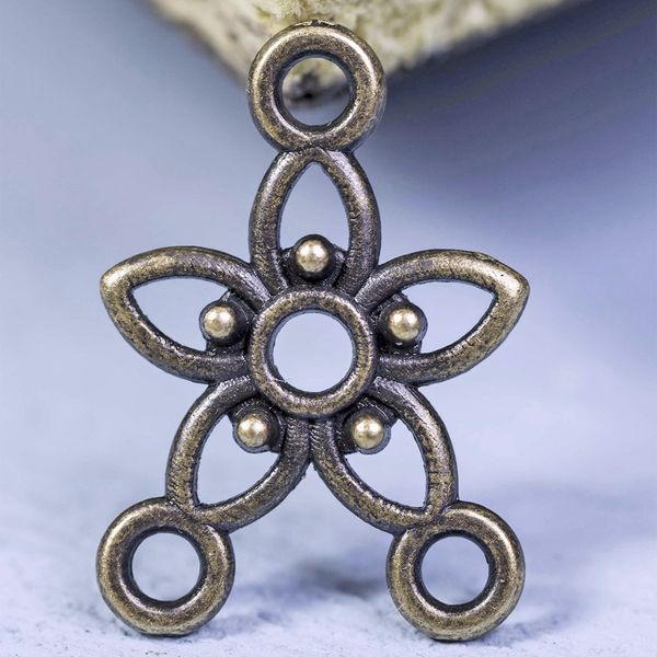 коннектор "плюмерия", цвет античная бронза, 17.5х12х2 мм