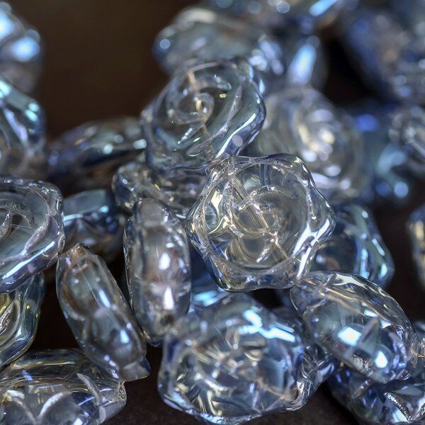 бусина "роза", стекло, цвет голубой радужный, 15.5x14.5x6 мм