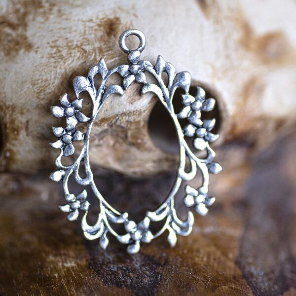 подвеска металлическая "венок", цвет античное серебро, 44x34x1.5 мм
