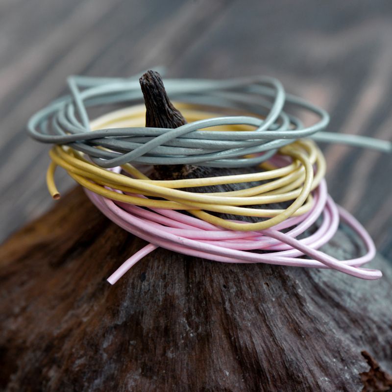 шнур кожаный, цвет розовый, диаметр 1.5 мм
