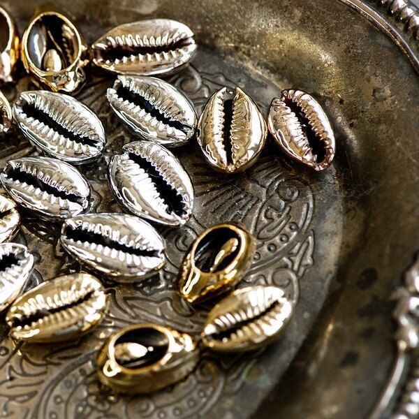 подвеска металлизированная "каури", цветовой микс, размерный микс