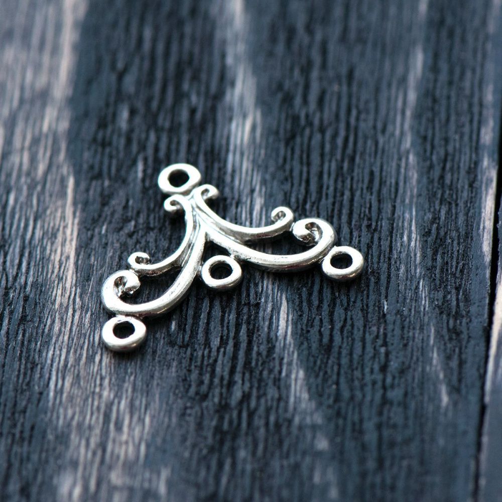коннектор "завитушки", цвет античное серебро, 27х21х1.5 мм