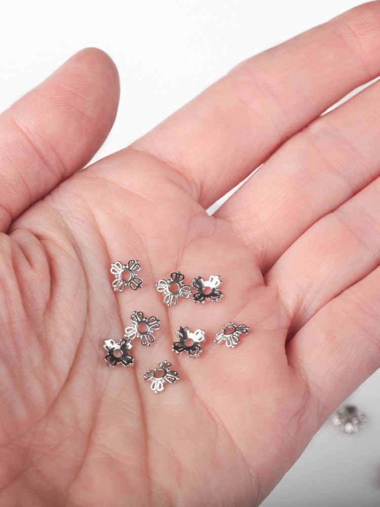 шапочка для бусин "примула", покрытие платина, 6x6x2 мм