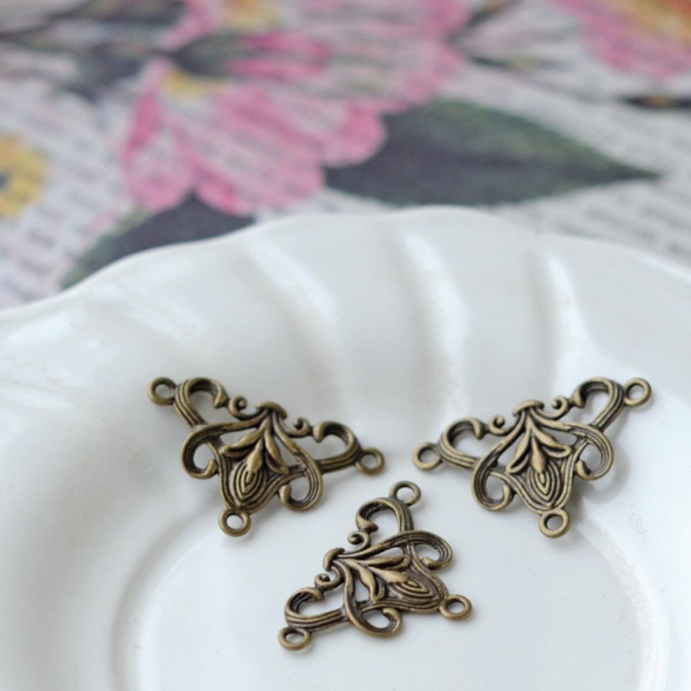 коннектор "модерн", цвет античная бронза, 20x31x3 мм