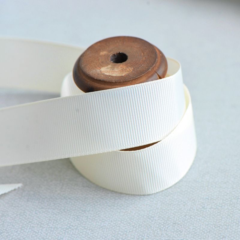 лента репсовая, цвет белый теплый, ширина 25 мм ленты