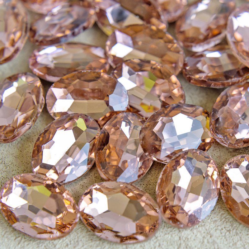 кабошон стекло кристалл, овальный, цвет champagne, 18х13 мм