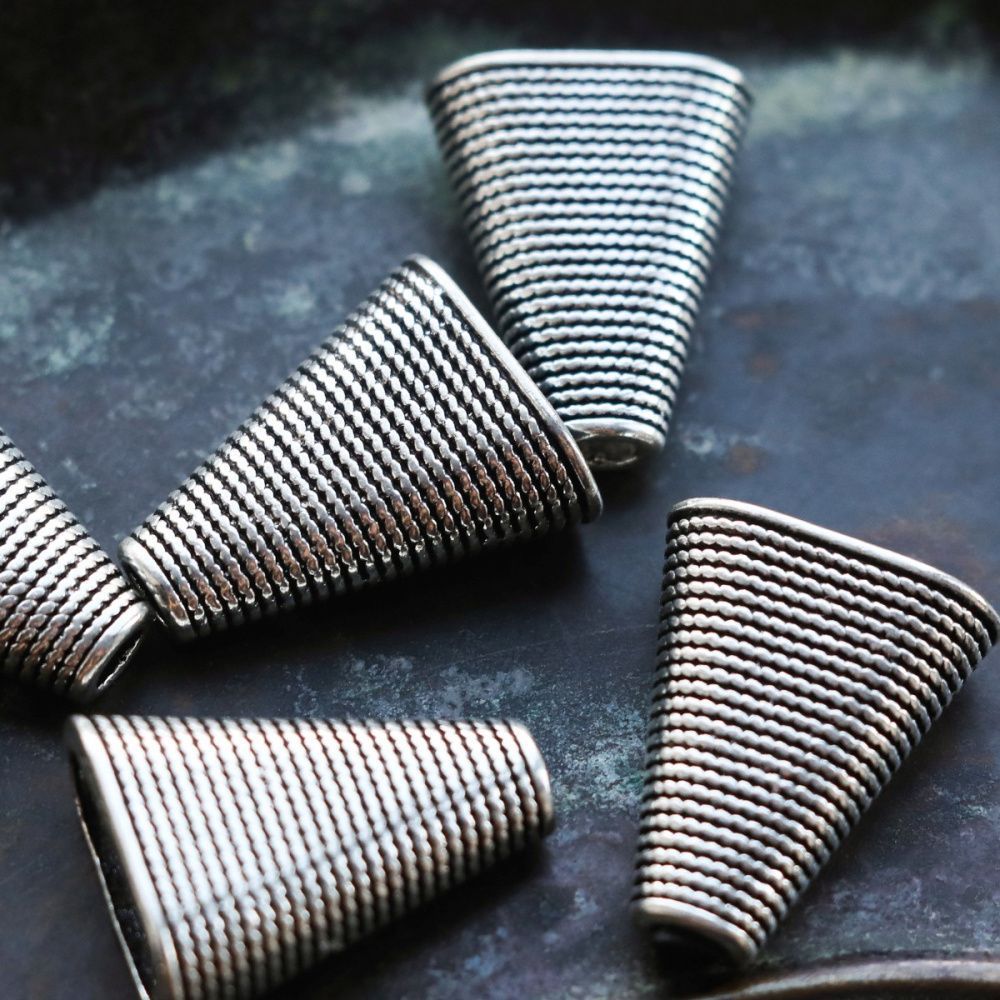 колпачок для бусин "файбер", цвет античное серебро, 23x19x9 мм