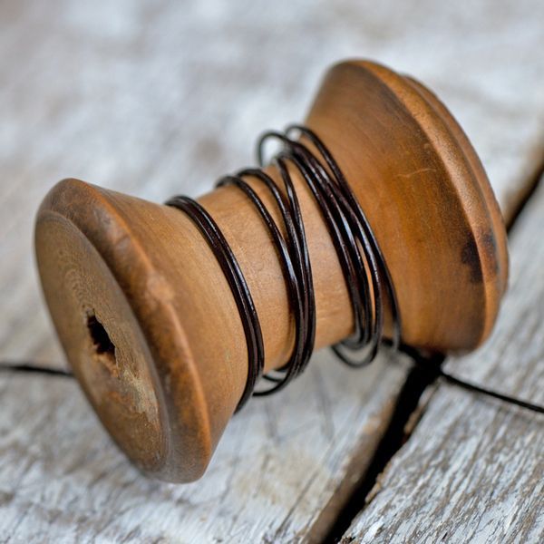 шнур кожаный, цвет темно-коричневый, диаметр 1 мм