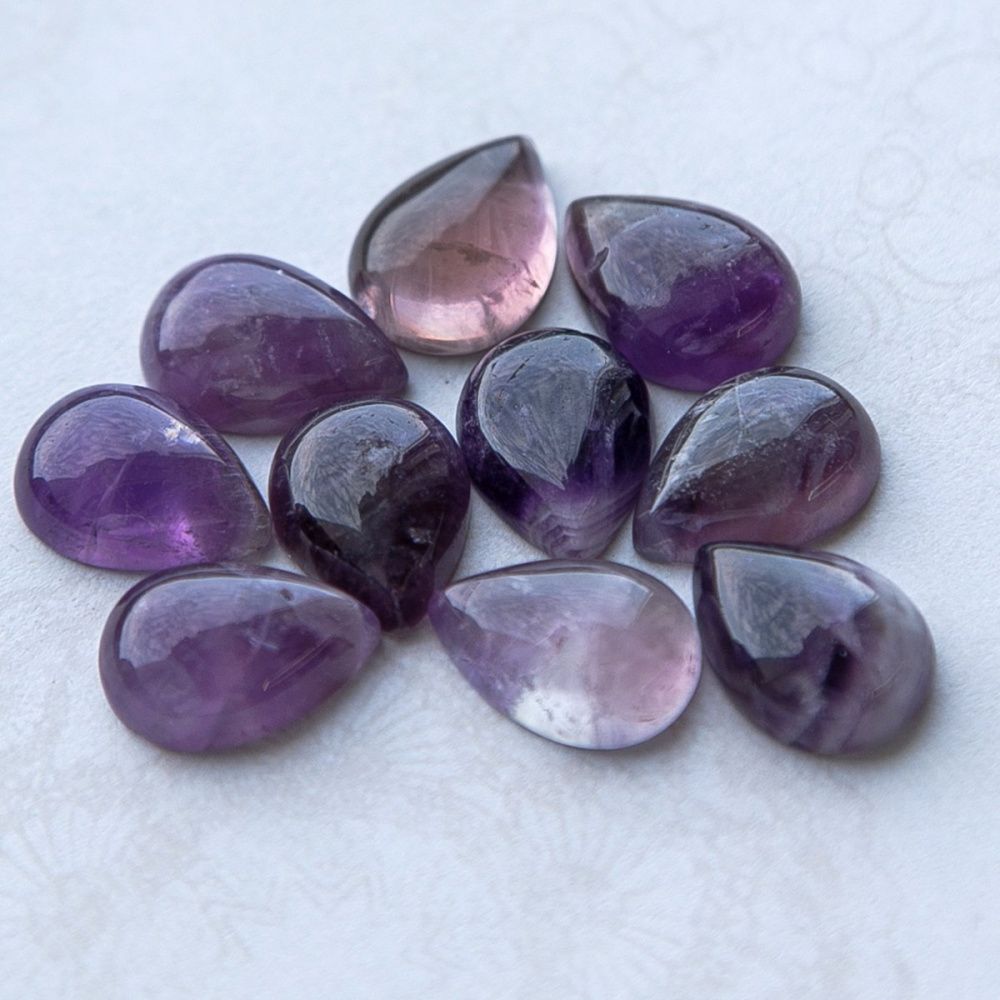 кабошон аметист каплевидный, цвет фиолетовый, 13х18х5мм