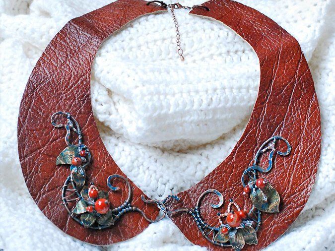 Воротничок из кожи с медным декором