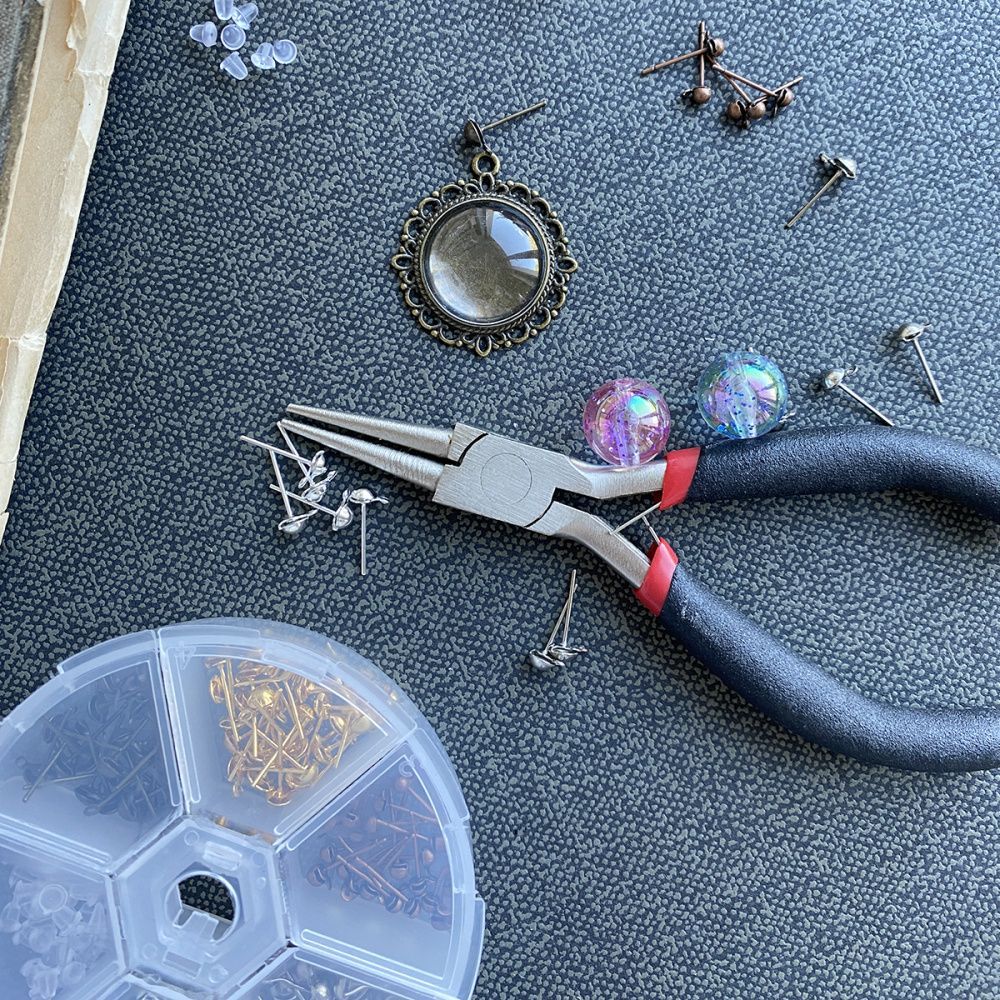 набор пуссеты с застежками в органайзере