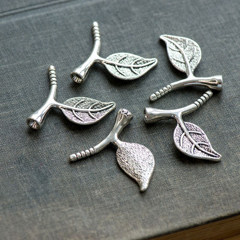 колпачок "непонятная фигня", цвет античное серебро, 30x30x6 мм