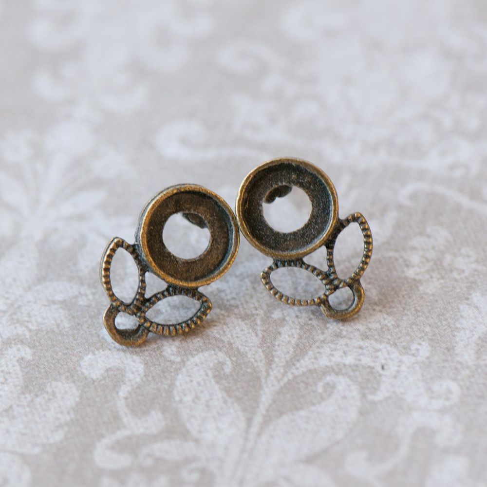 пуссеты "флора", цвет античная бронза, 17х11.5 мм