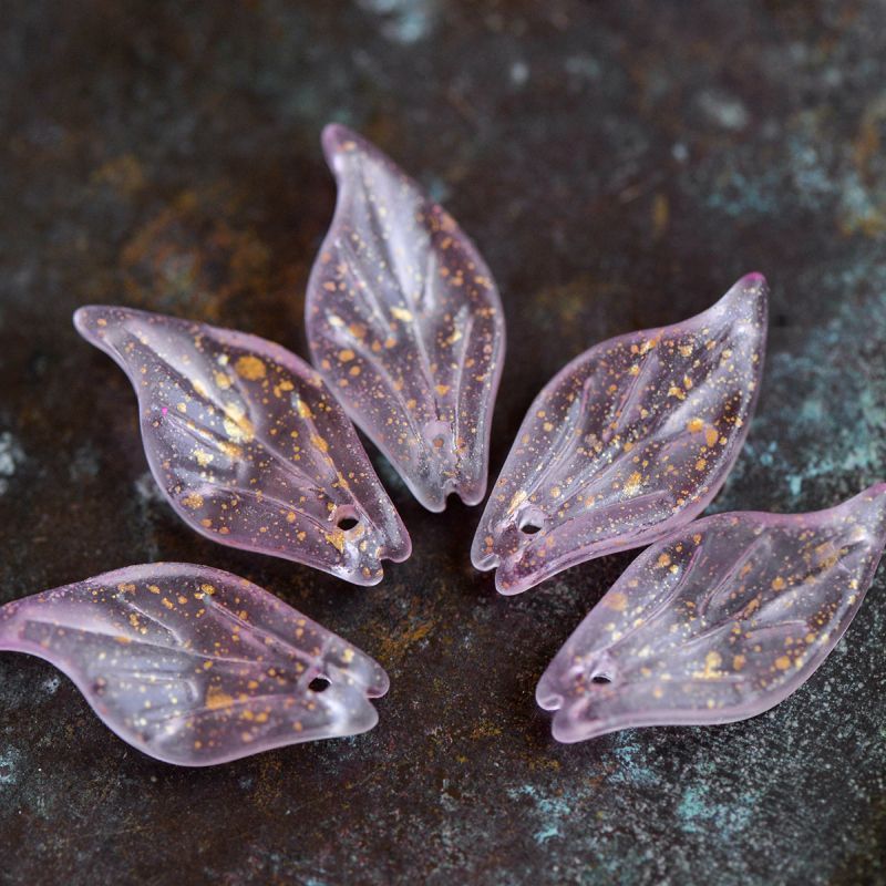 подвеска стеклянная "лепесток лилии", цвет розовый/золотистый, 20x9.5x3 мм