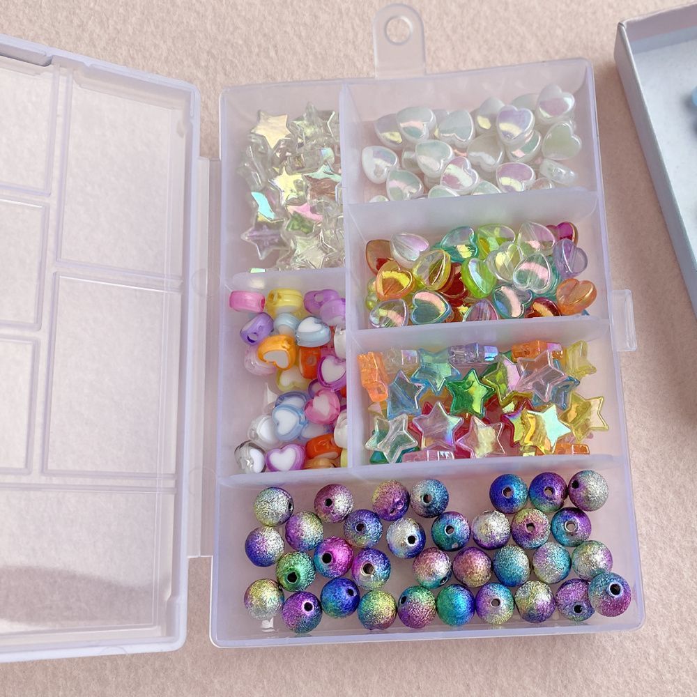 набор бусин в органайзере "роузи"