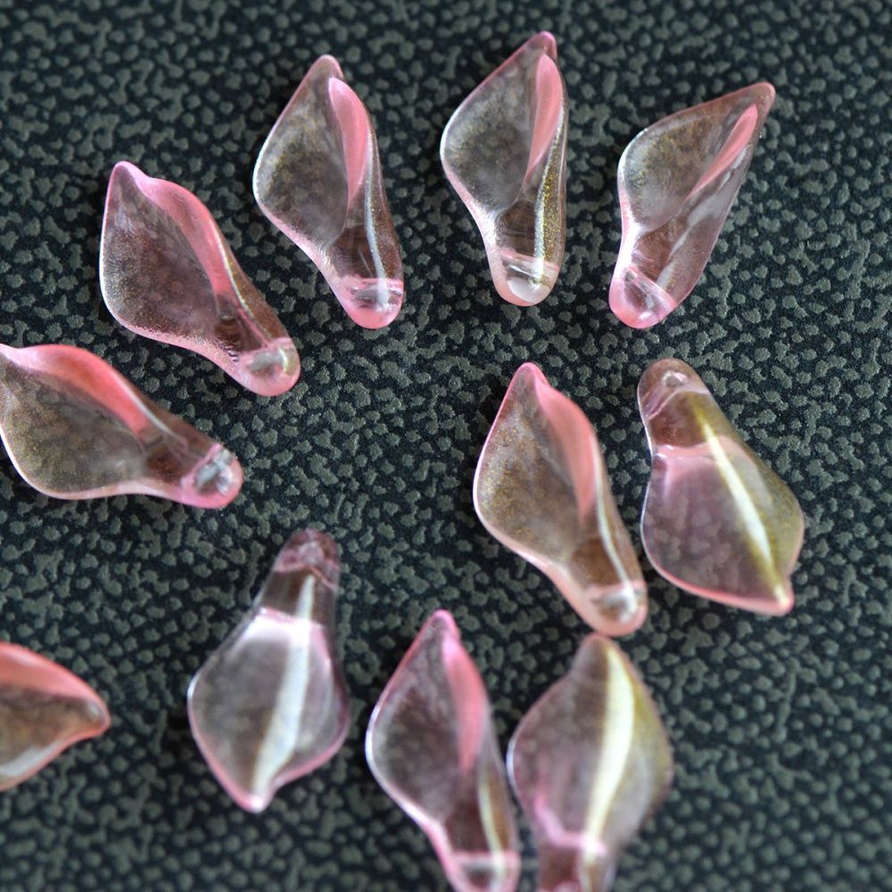 подвеска стеклянная "кала", цвет прозрачный/розовый, 20x10.5x6 мм