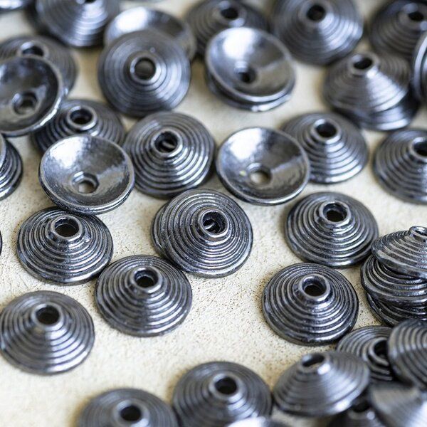 шапочка для бусин "диск", цвет черный, 10х3 мм