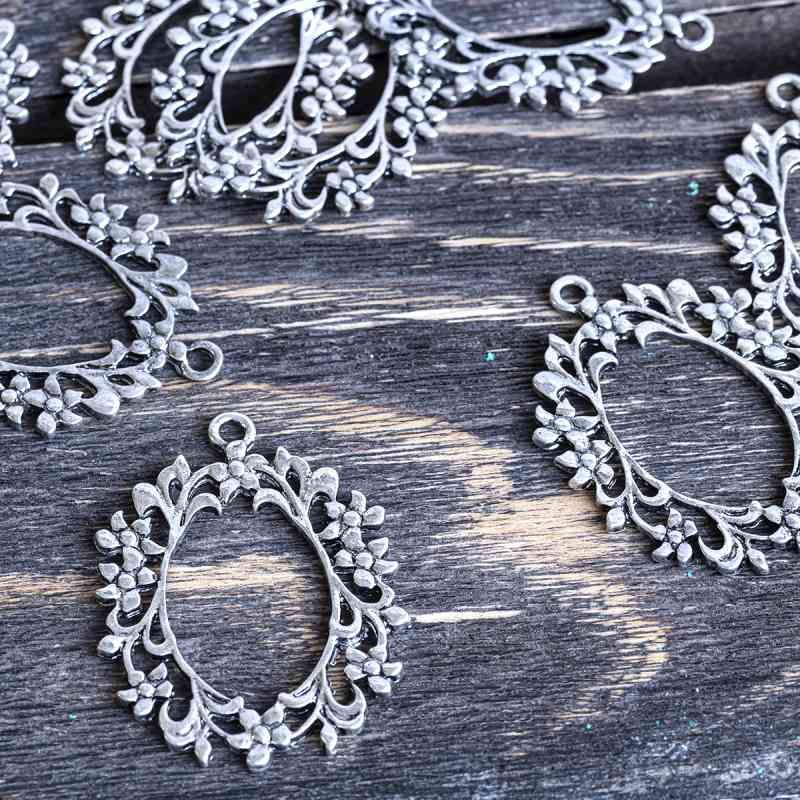 подвеска металлическая "венок", цвет античное серебро, 44x34x1.5 мм