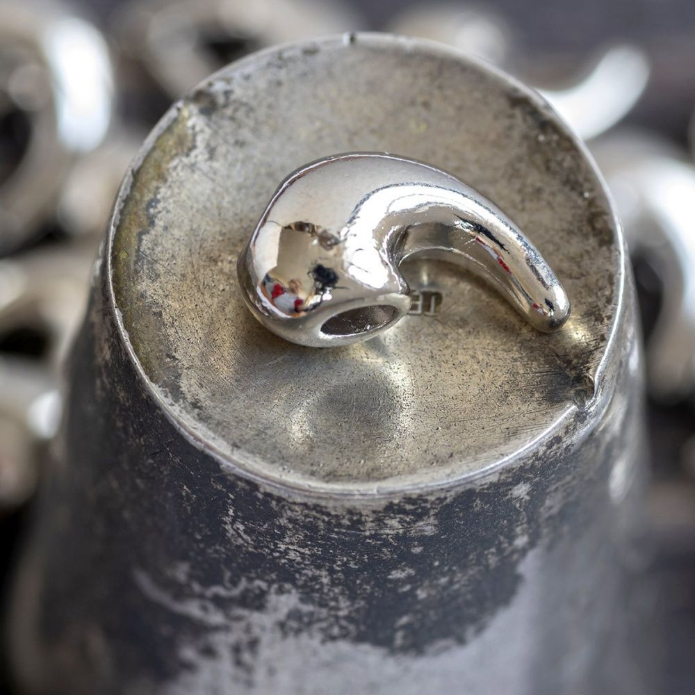 подвеска металлическая "коготь", цвет платина, 16x9x7 мм