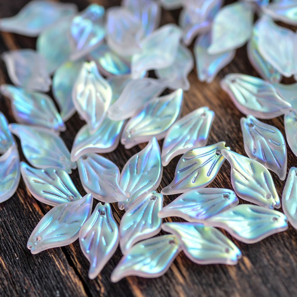 подвеска стеклянная "лепесток лилии", цвет прозрачный/радужный, 20x9.5x3 мм