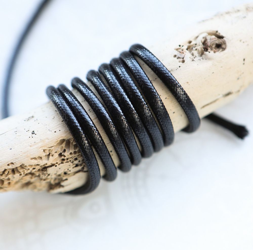 шнур вощеный, цвет черный, 3 мм
