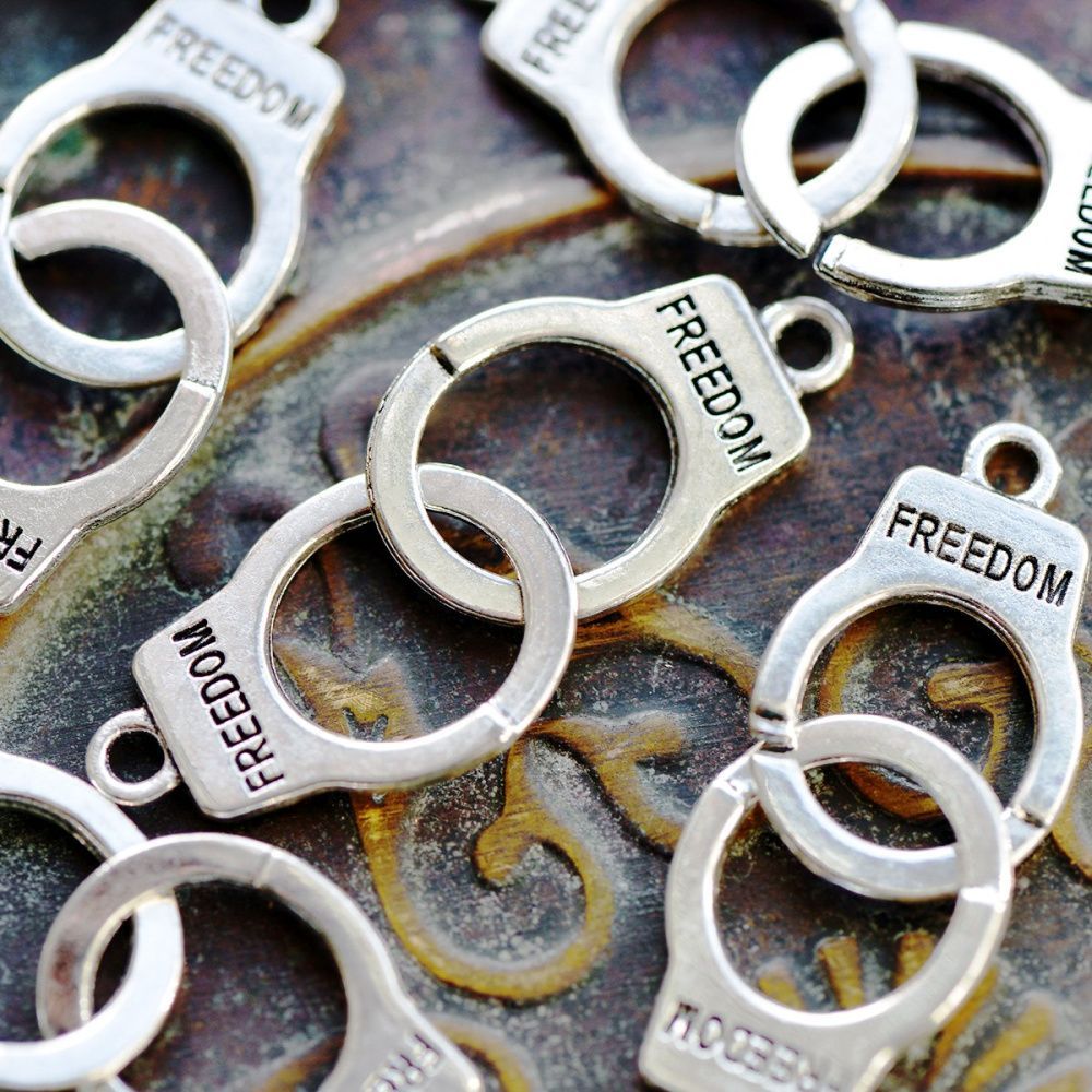 коннектор "наручники", цвет античное серебро, 39x15x2 мм