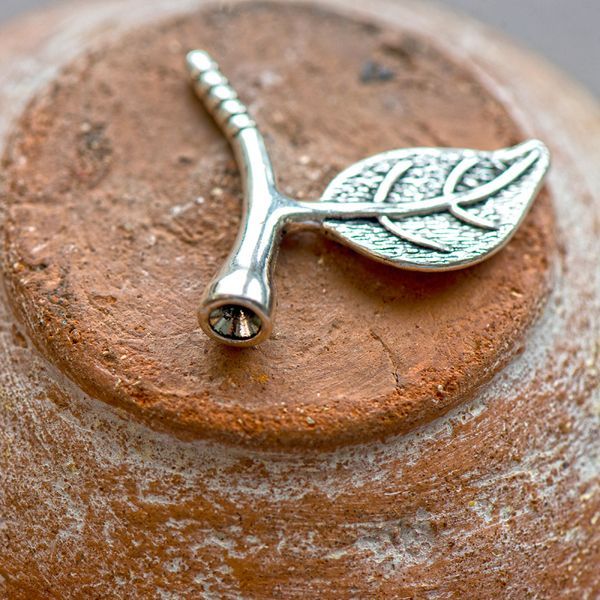 колпачок "непонятная фигня", цвет античное серебро, 30x30x6 мм