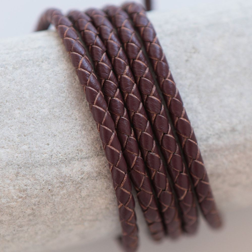 шнур кожаный круглый, плетеный, цвет коричневый, диаметр 4 мм