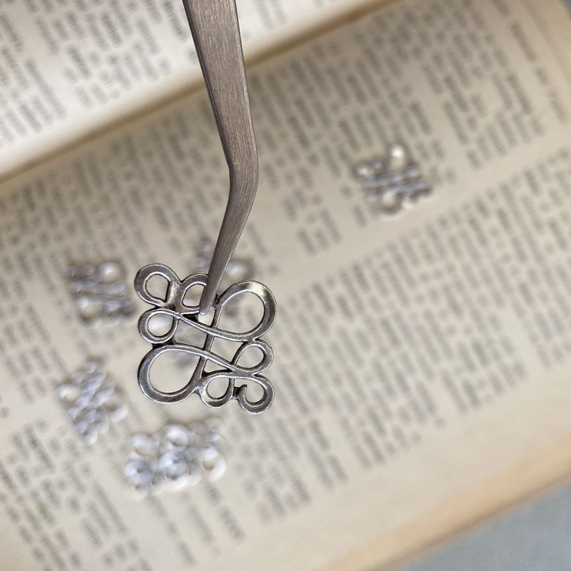 коннектор "контур", цвет античное серебро, 22x18.5x1 мм