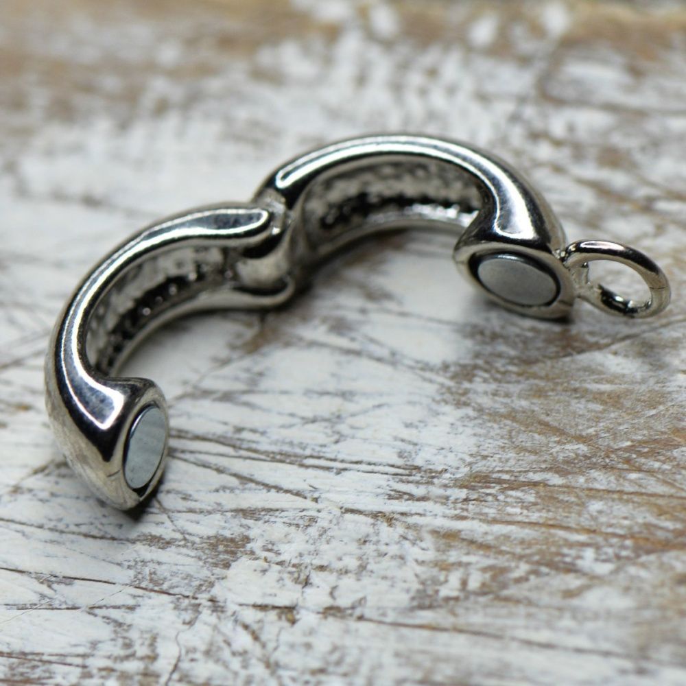 бейл-подвес "овал", с магнитом, цвет платина, 19x13x6 мм