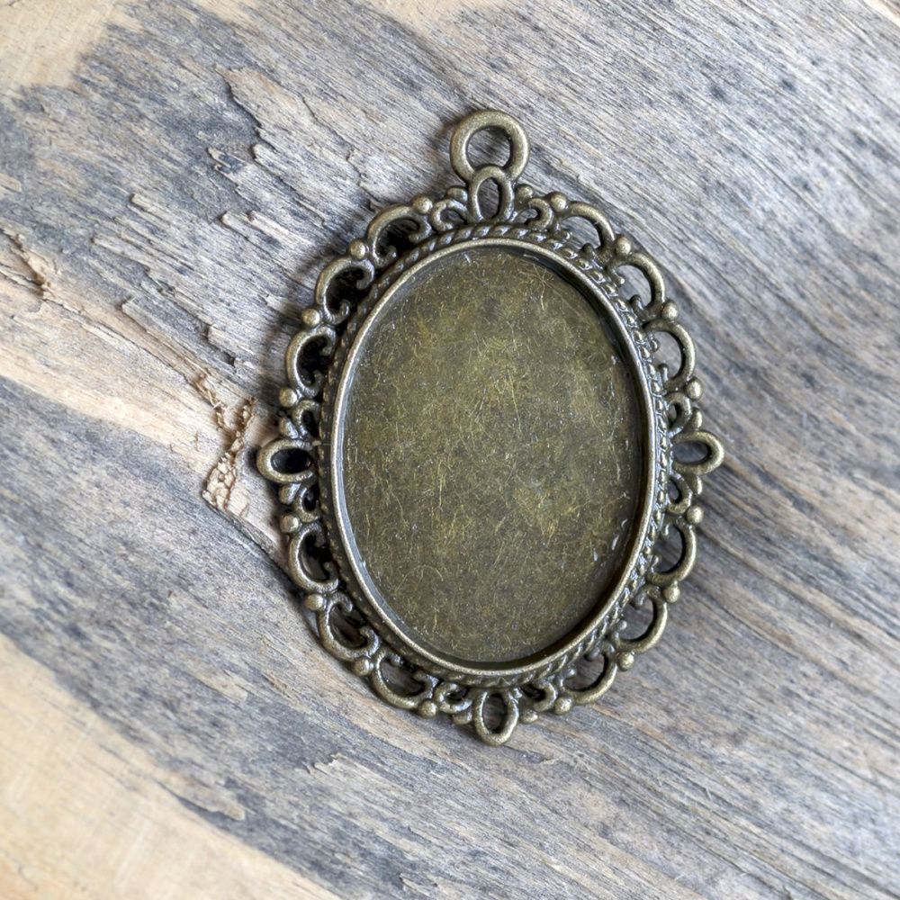 сеттинг овальный "ажур", цвет античная бронза, 39x29x2 мм