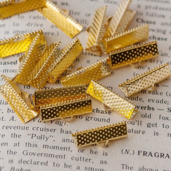 зажим для ленты, цвет золото, 20х8х5 мм