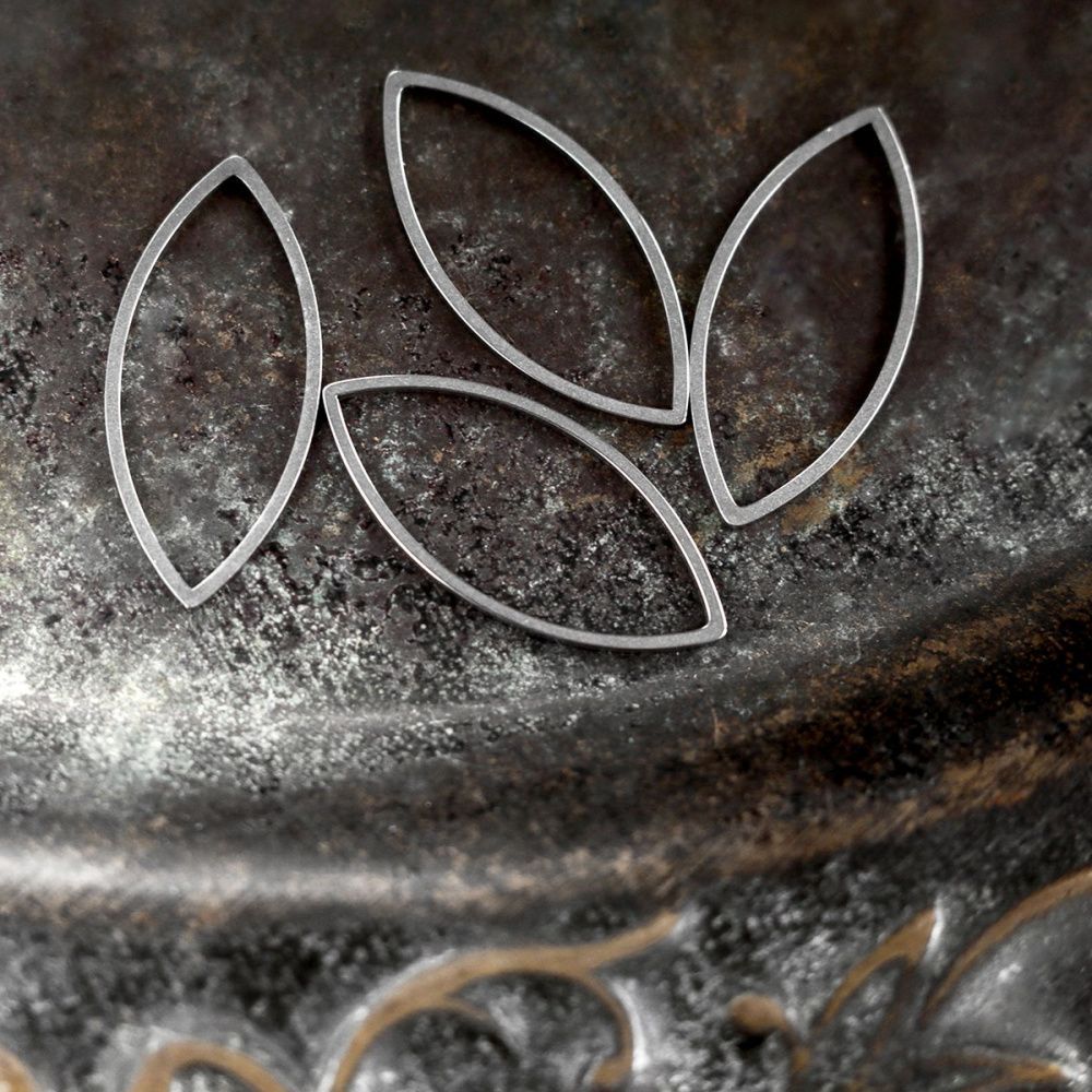 коннектор стальной "лошадиный глаз", цвет стальной, 27x13x1 мм