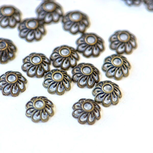 шапочка для бусин "маргаритка", цвет античная бронза, 9x4 мм