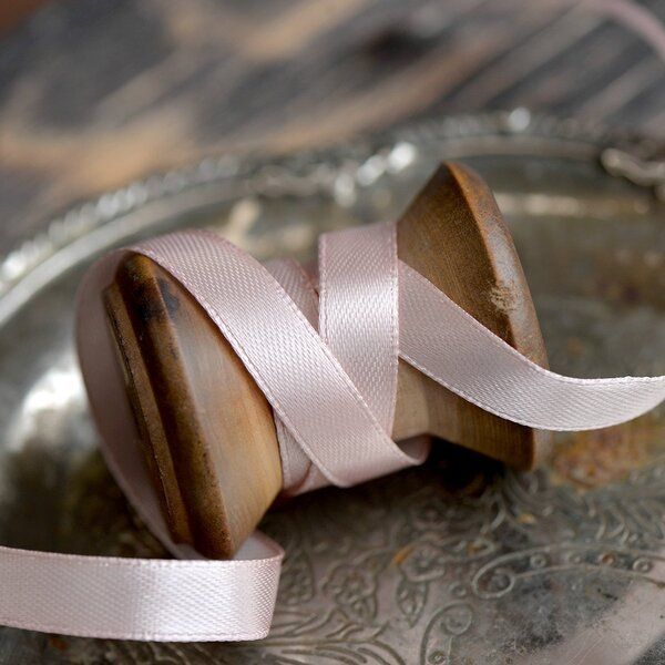 лента, атлас, цвет бежево-розовый, ширина 10 мм ленты