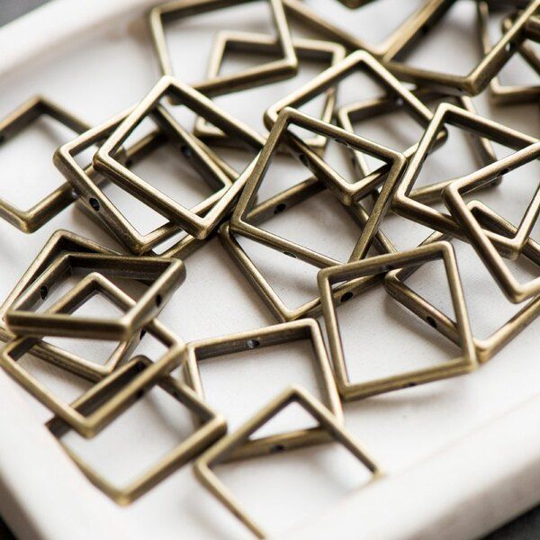 рамка для бусин "квадро", цвет античная бронза, 17x17x3 мм