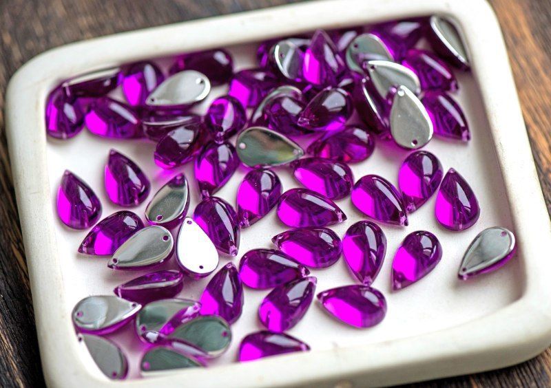 стразы пришивные "капля", акрил, цвет сиреневый яркий, 15х9х6 мм