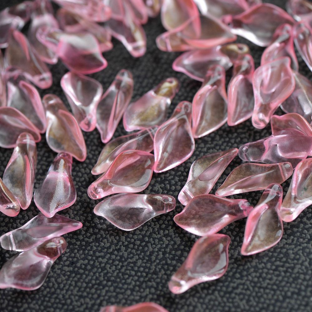 подвеска стеклянная "кала", цвет прозрачный/розовый, 20x10.5x6 мм