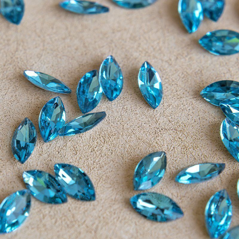 кабошон стекло кристалл, navette, цвет aquamarine, 12х6 мм