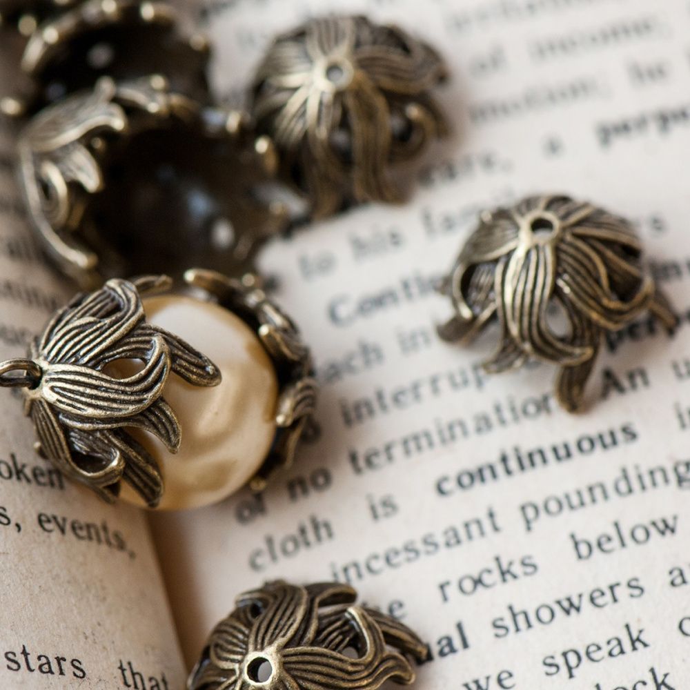 шапочка для бусин "люпин", цвет античная бронза, 15х15х10 мм