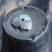 Шапочка для бусин "Трилистник", цвет платина, 11х2,5 мм