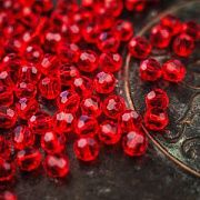 Бусина, стекло 8, граненая, цвет алый, 8 мм