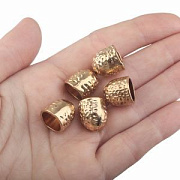 Колпачок-наконечник "Арахис", для бисерного жгута, цвет красное золото, 13x12.5 мм