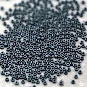 Бисер японский MIYUKI Round Rocailles 11/0 RR-2001 (уп 5 г)