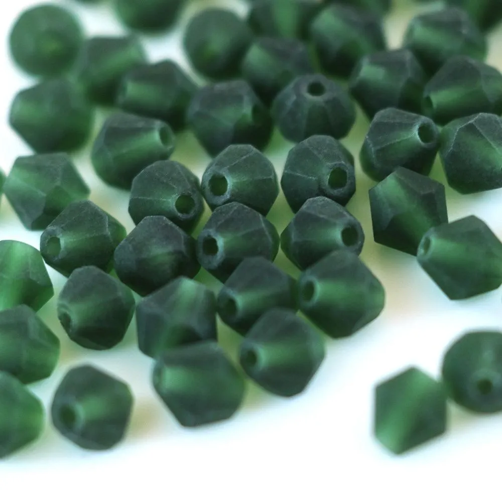бусина, стекло биконус матовая 6, цвет темно-зеленый, 6 мм