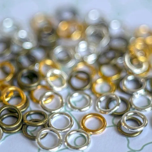 колечко неразъемное, цветовой микс, 7х1 мм (уп 5 гр)