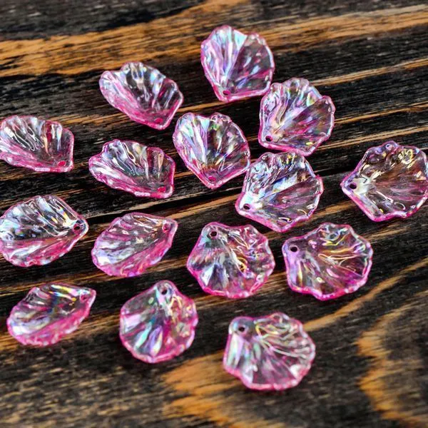 подвеска акриловая "лепесток", цвет розовый яркий ав, 19x17x4-5 мм